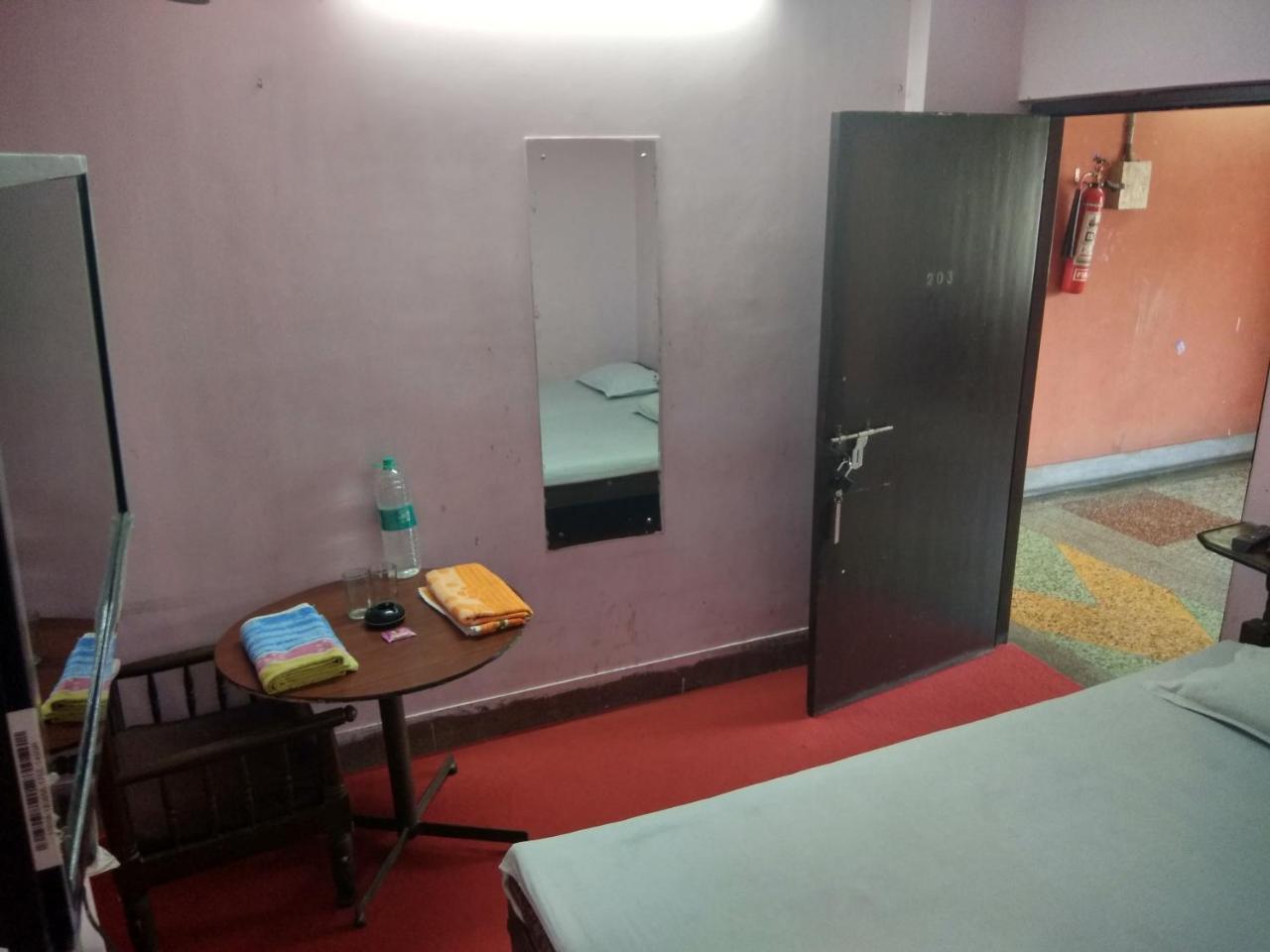 Renu Guest House Calcutta  Esterno foto